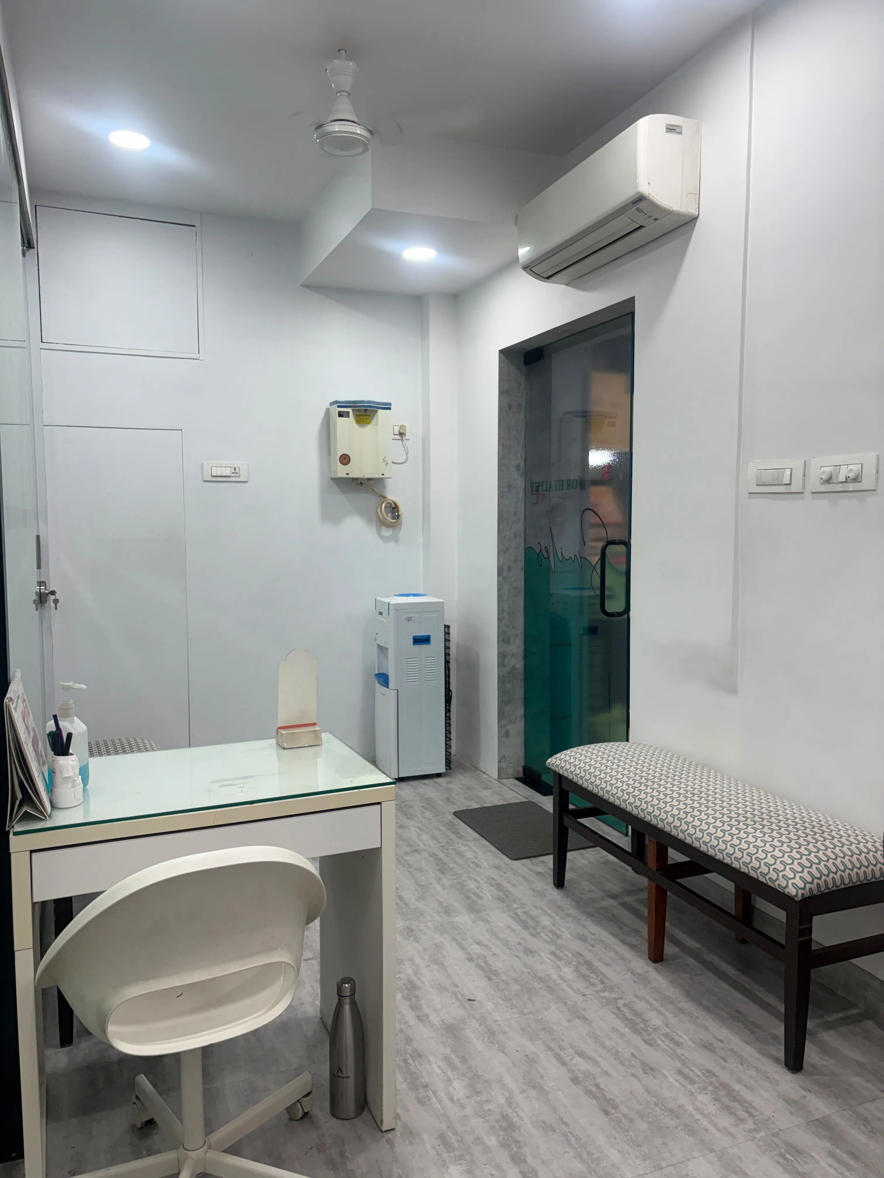 Reception and waiting space at House of Dentistry