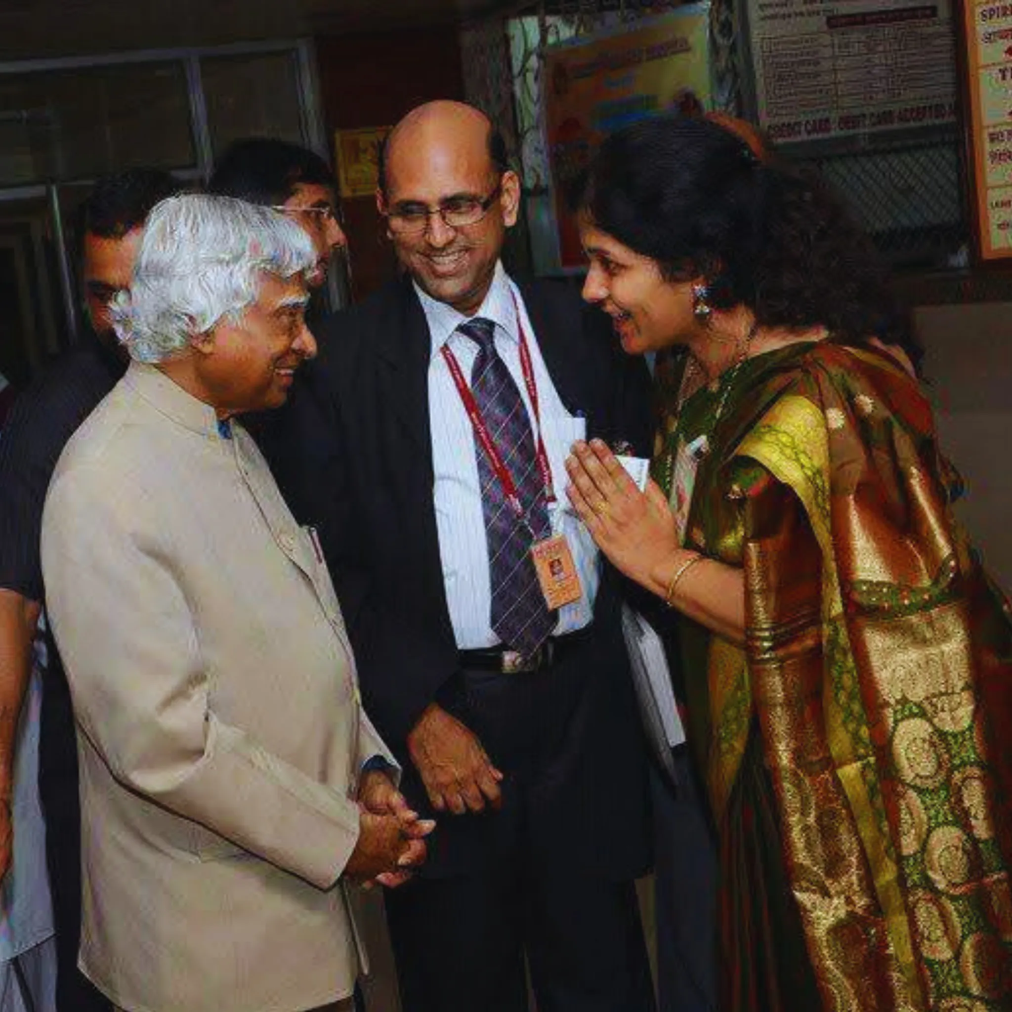 Dt. Vaidehi Amogh in Clinic