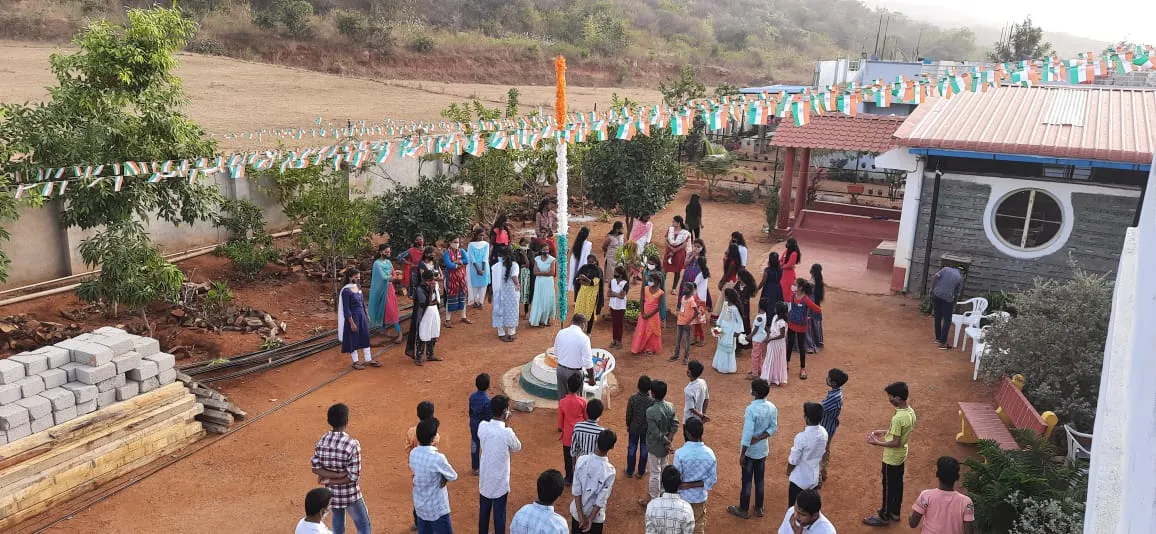 Free spectacles distribution