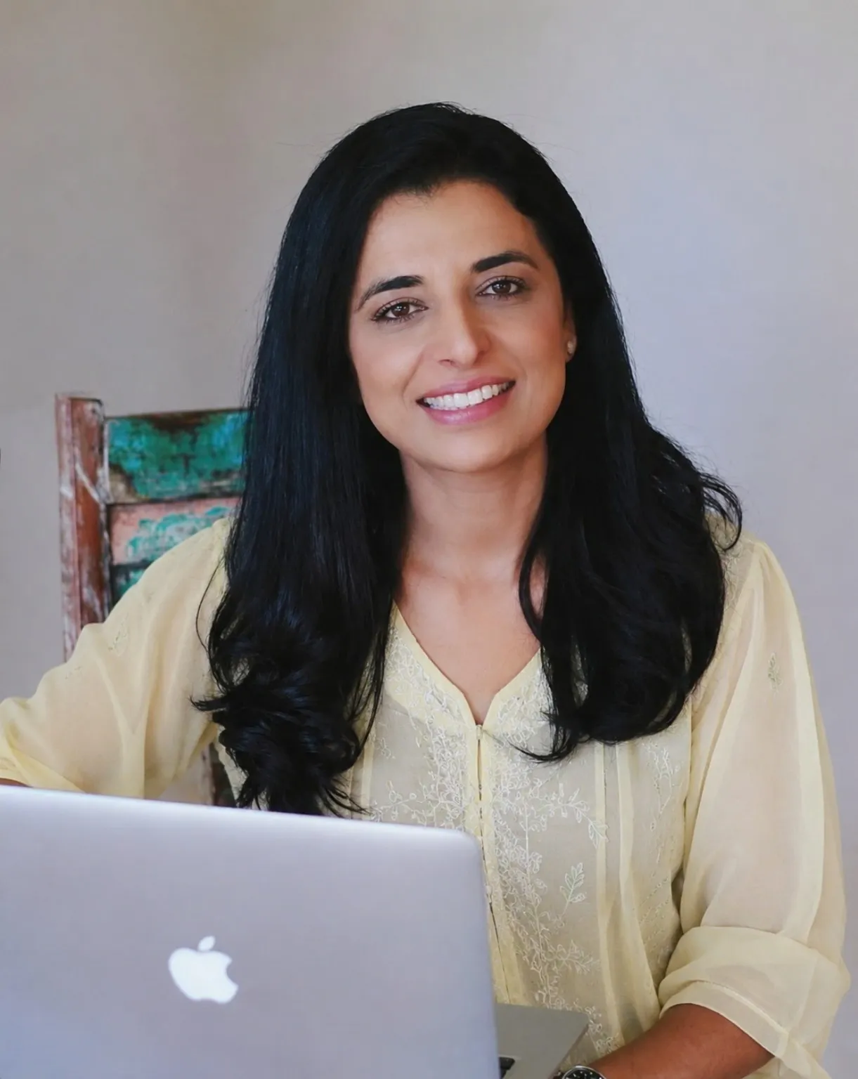 Founder portrait of a professional wellness practitioner representing the woman behind Nadi’s Botanical Infusion